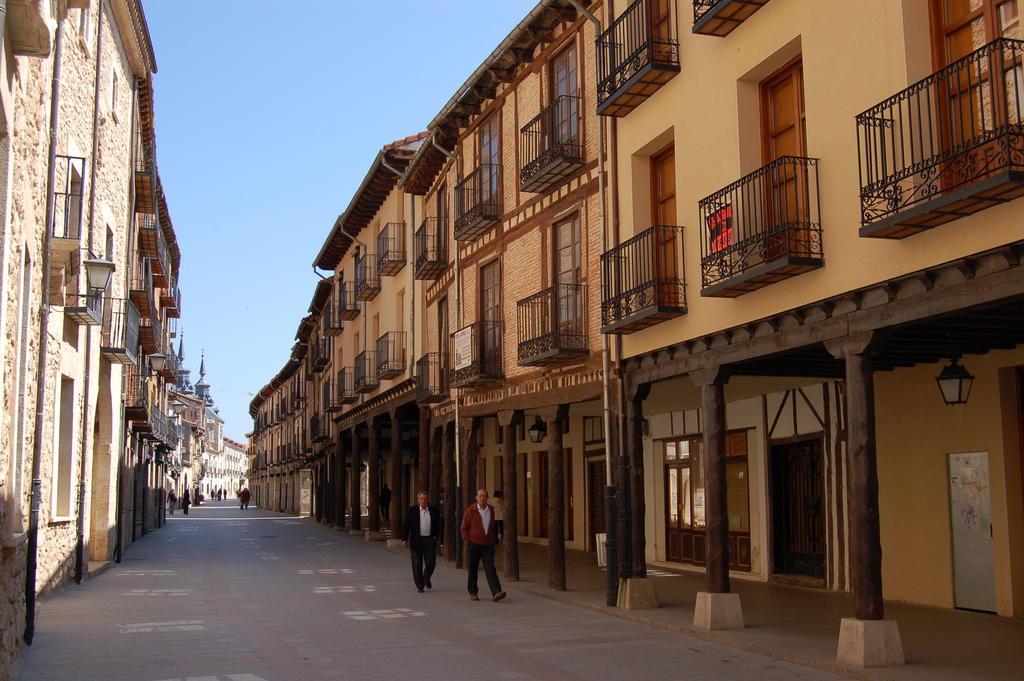 El Balcon De La Catedral El Burgo De Osma Exterior foto